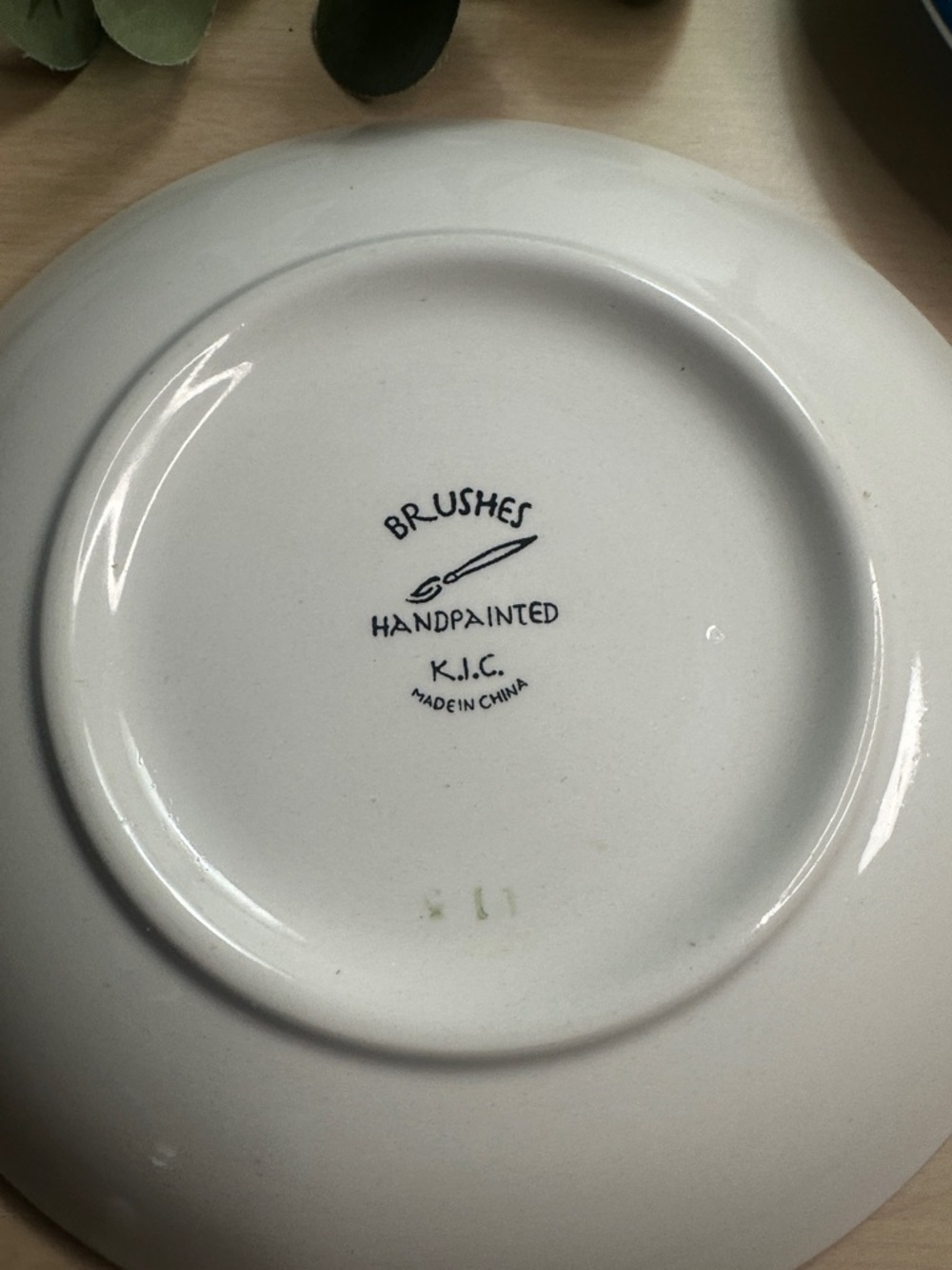 K.I.C. Brushes Hand Painted “Ocean Motif” Salad Plates/Set of 5 Seaside Design - Picture 3 of 4